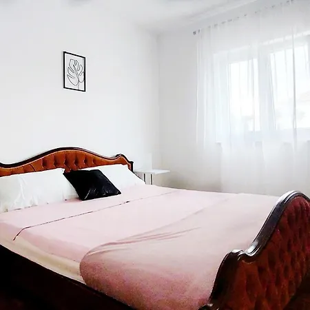 Korni Apartment *