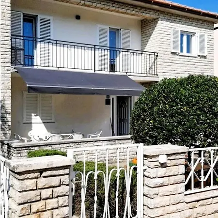 Apartment Korni