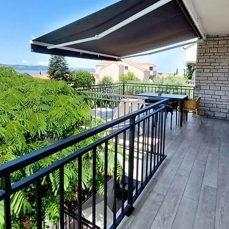 Korni Apartment *